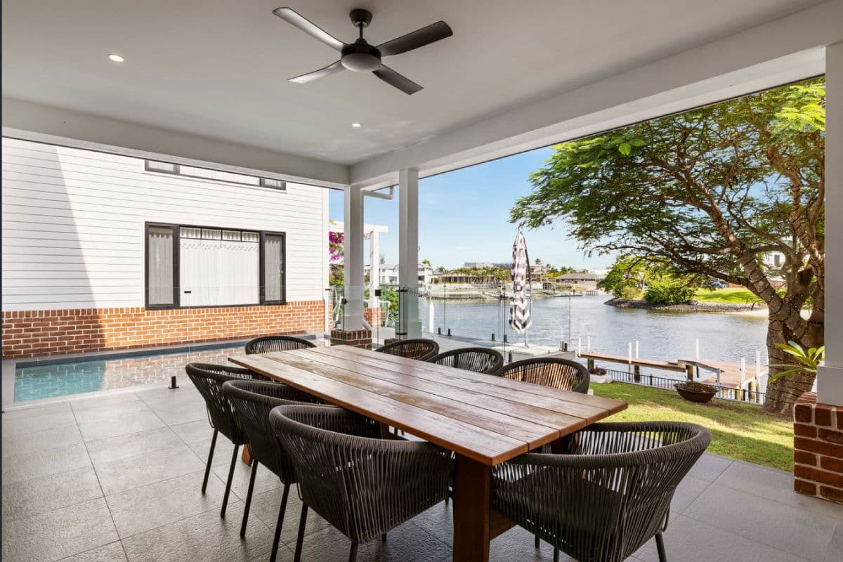Furnished 4 Bedroom House in Broadbeach Waters
