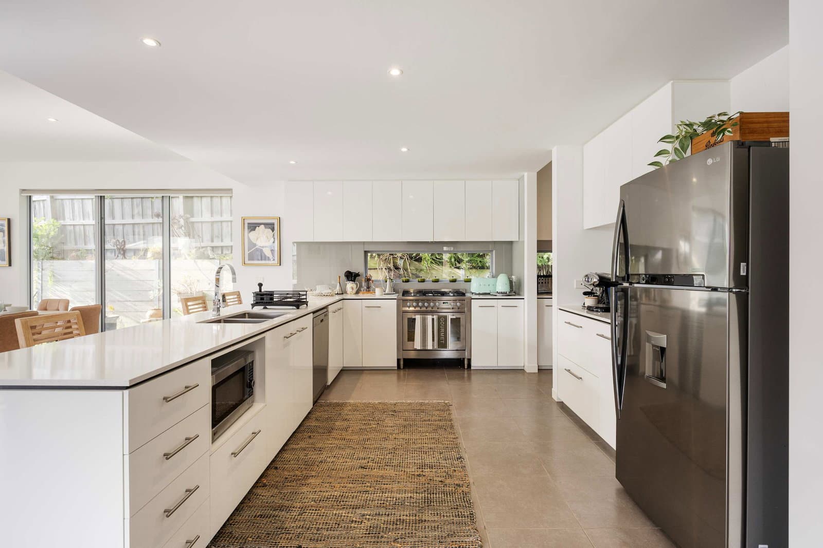 Furnished 5 Bedroom House in Blairgowrie