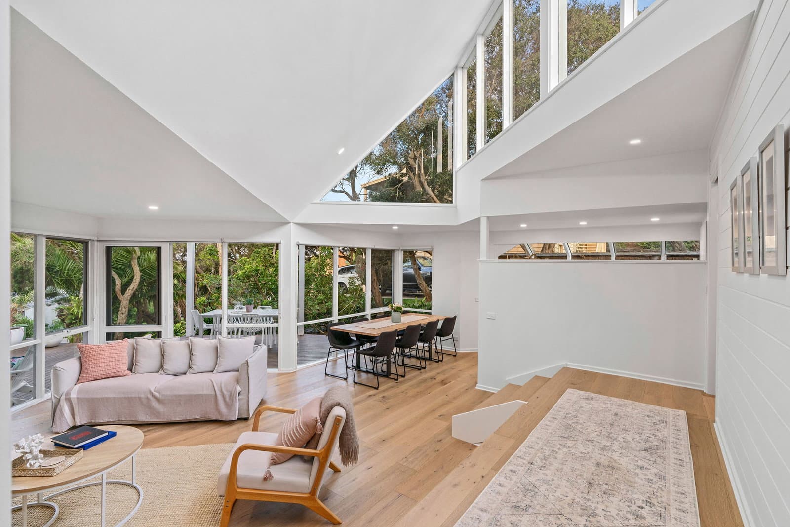 Furnished 3 Bedroom House in Rye