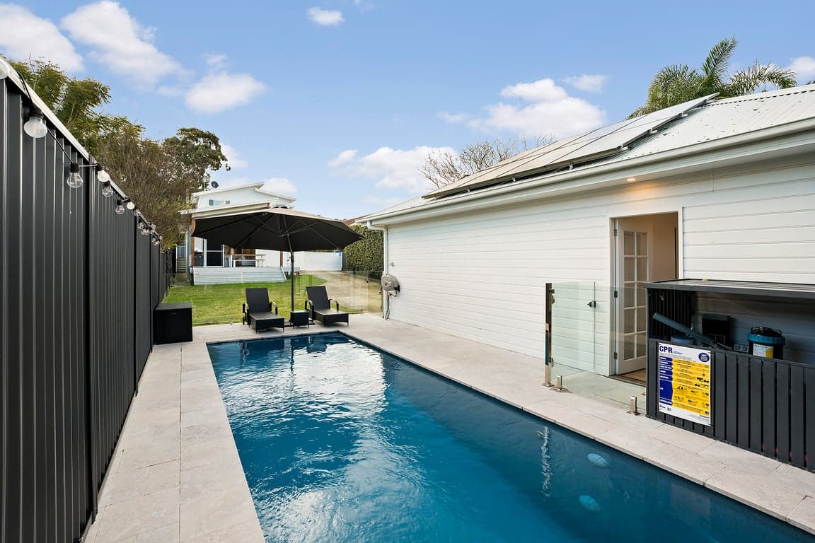 Furnished 4 Bedroom House in Warners Bay