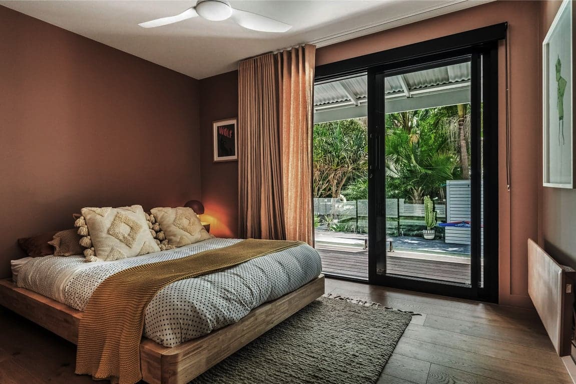 Furnished 5 Bedroom House in Bangalow
