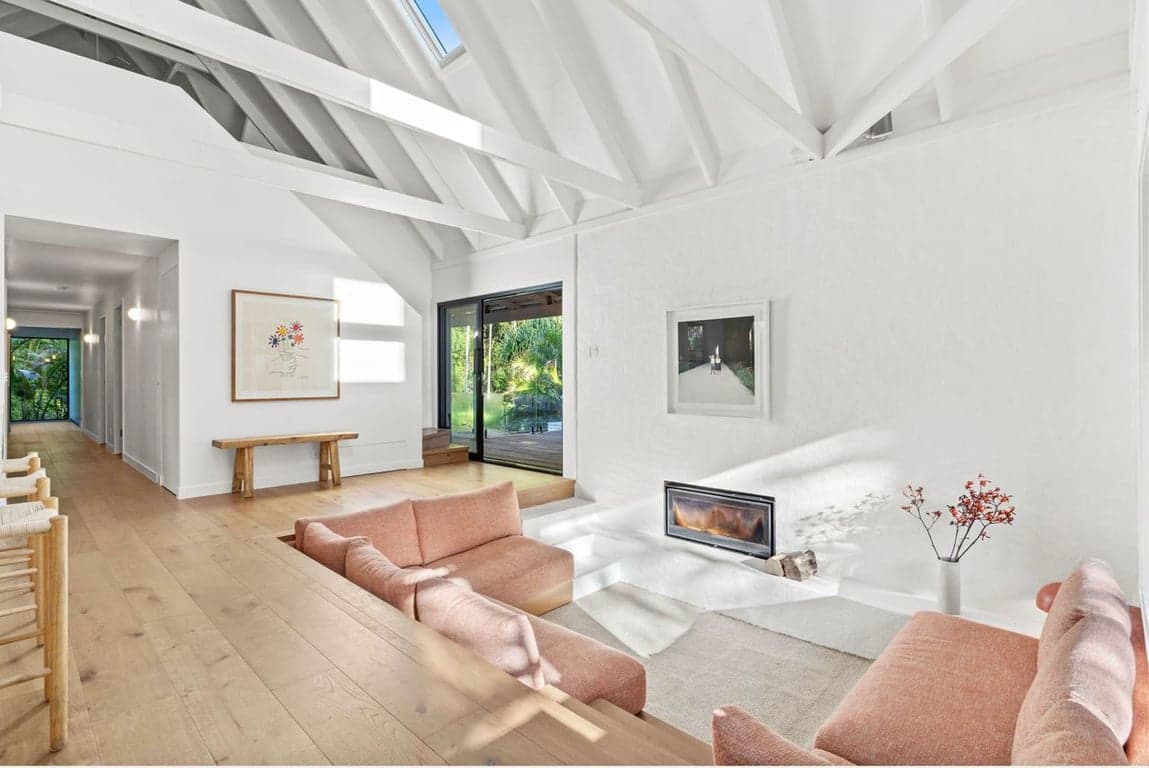 Furnished 5 Bedroom House in Bangalow