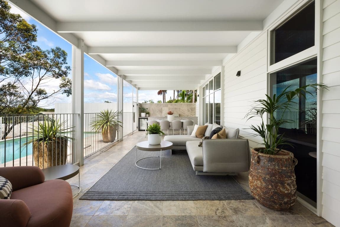 Furnished 4 Bedroom House in Bangalow