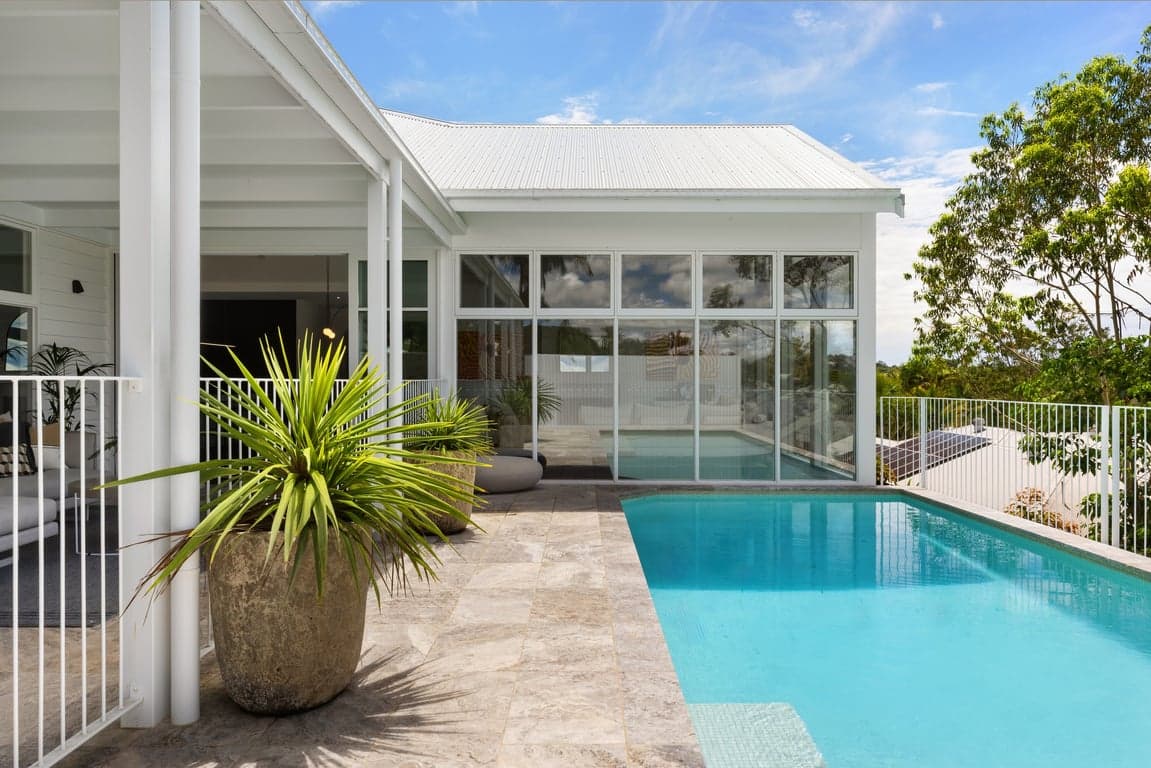 Furnished 4 Bedroom House in Bangalow