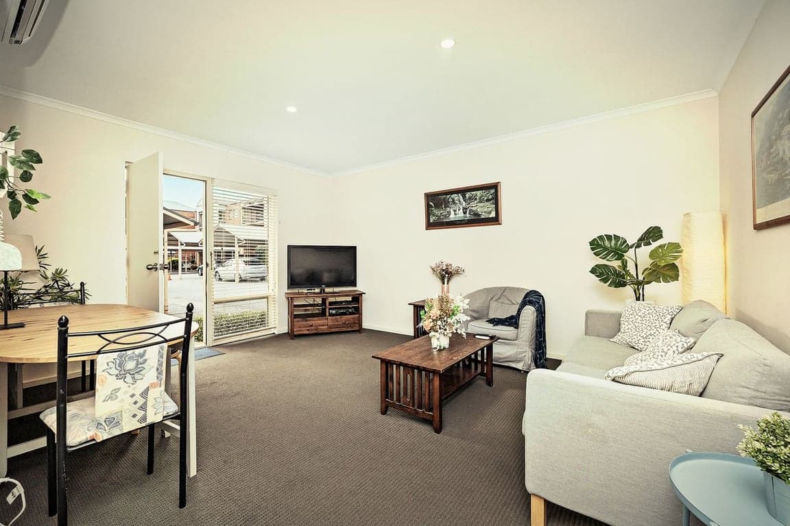 Furnished 2 Bedroom House in North Adelaide