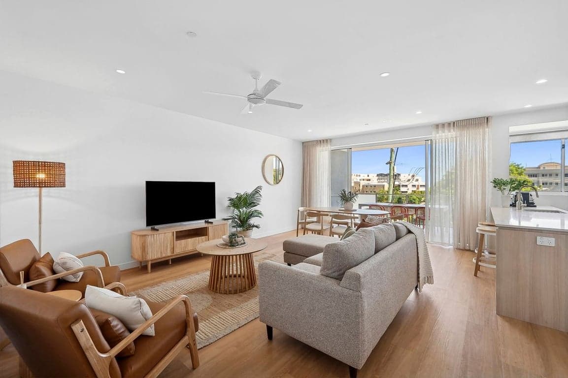 Furnished 3 Bedroom House in Kings Beach
