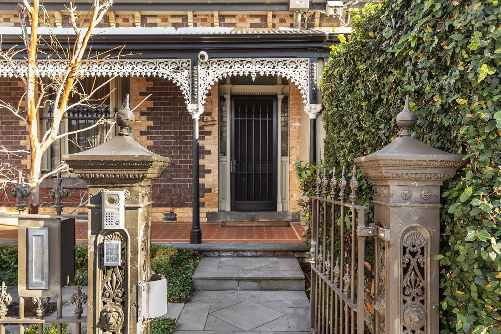 Furnished 3 Bedroom House in South Yarra