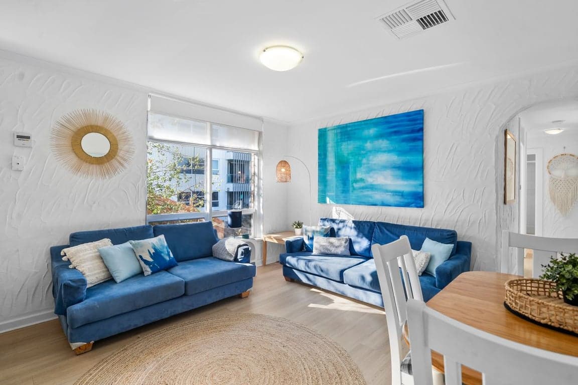 Furnished 2 Bedroom House in Glenelg North