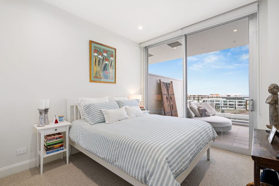Furnished 2 Bedroom House in Glenelg North