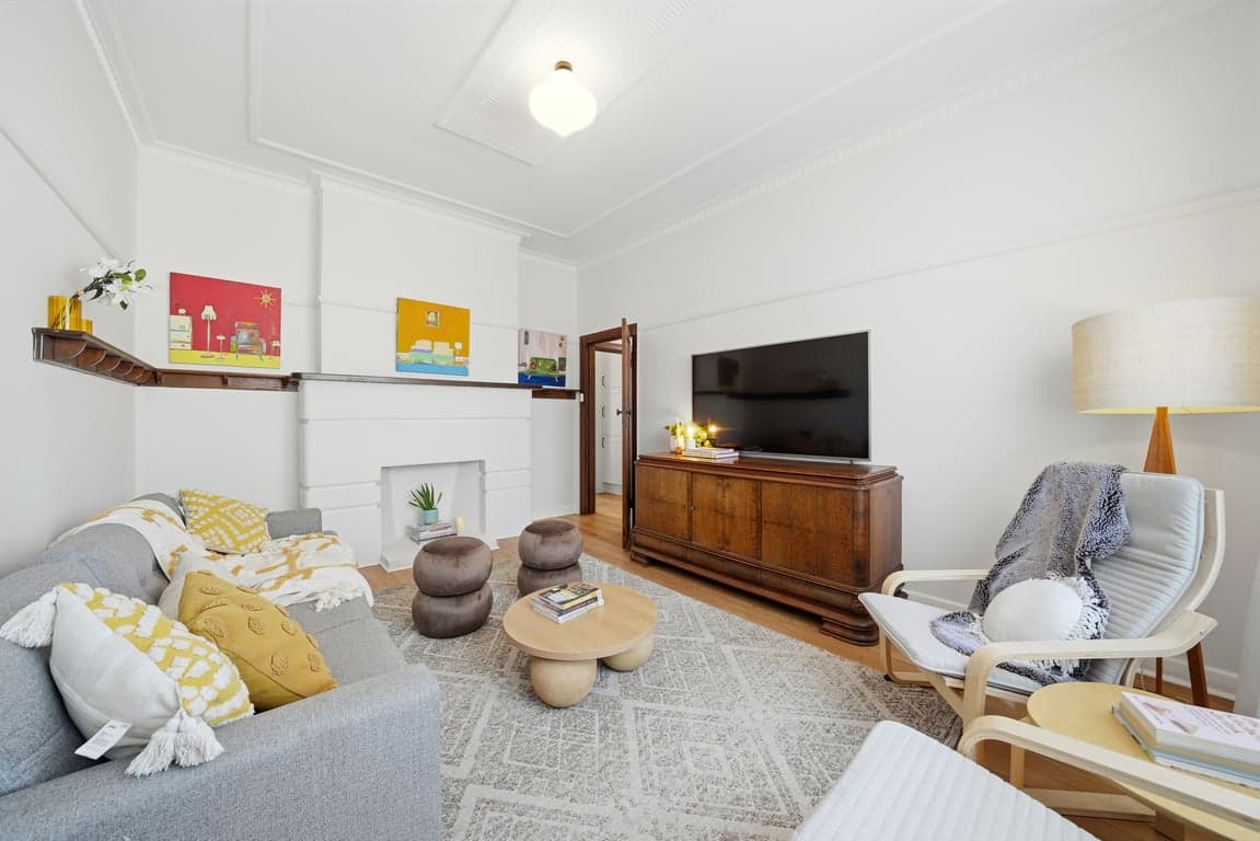 Furnished 3 Bedroom House in Glenelg