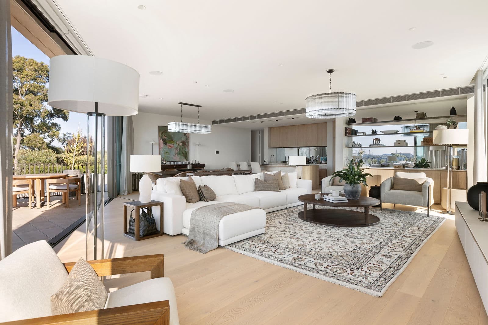 Furnished 3 Bedroom Apartment in South Yarra