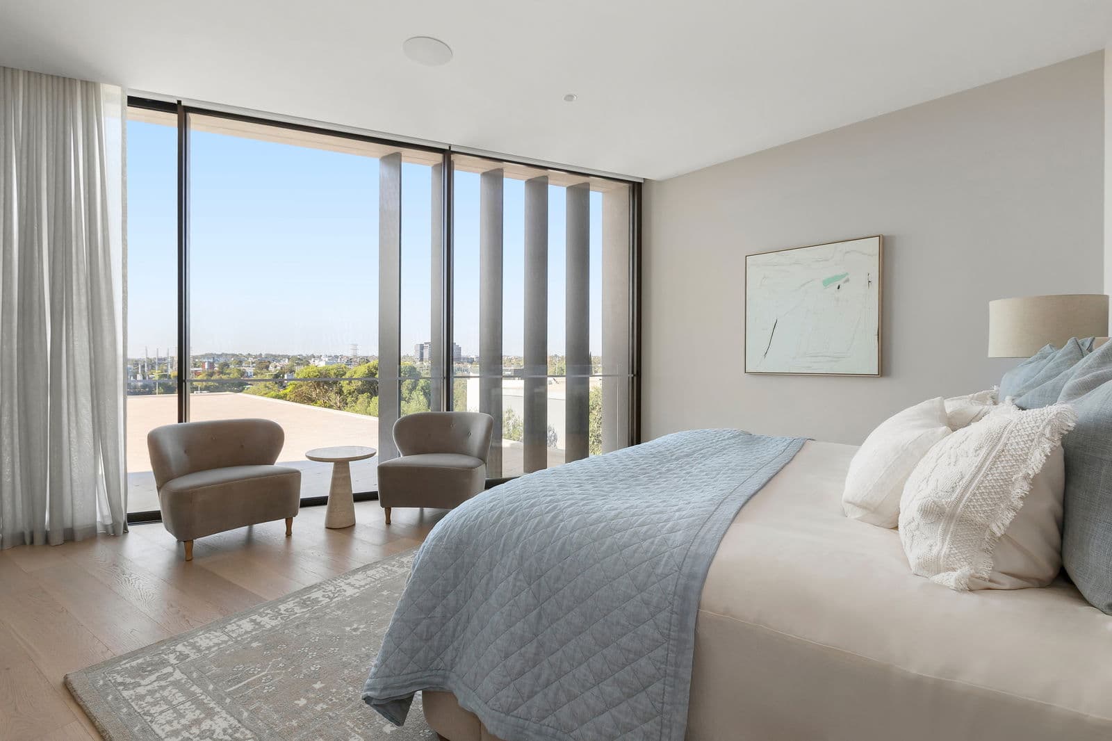 Furnished 3 Bedroom Apartment in South Yarra