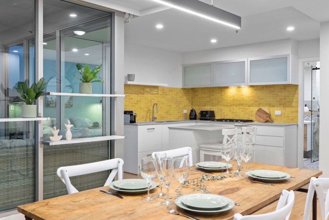 Furnished 1 Bedroom House in Glenelg