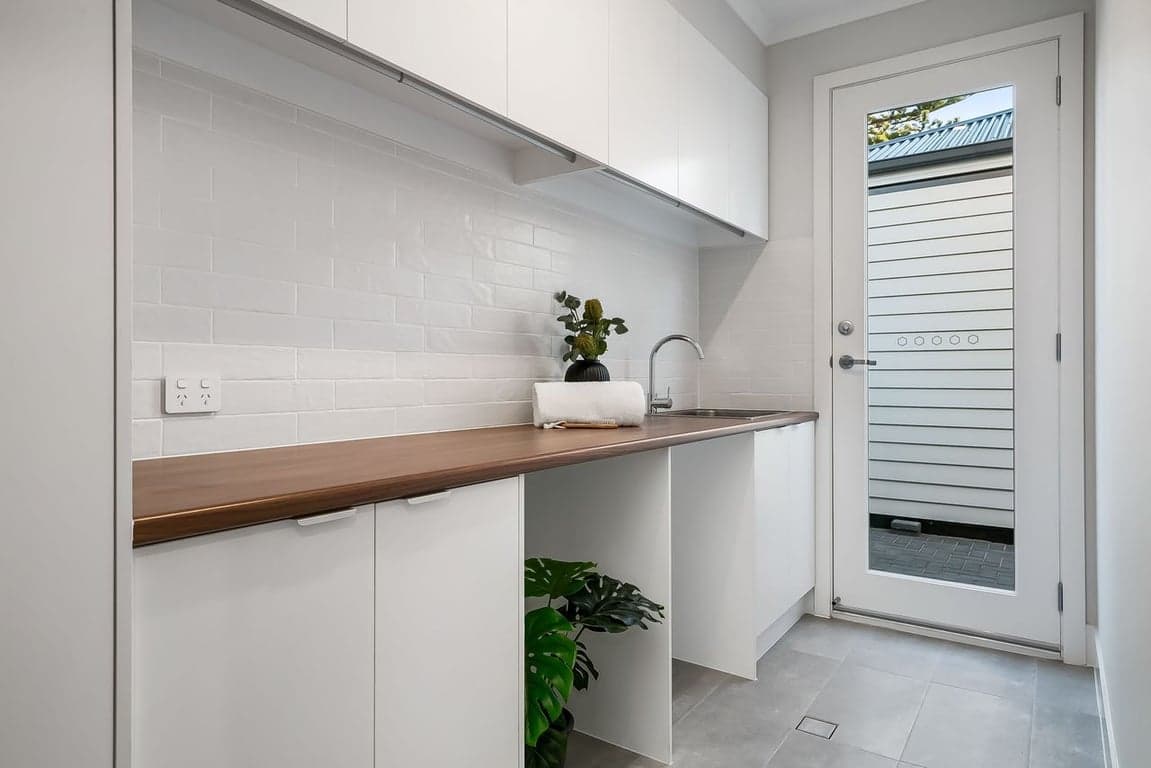Furnished 4 Bedroom House in Henley Beach