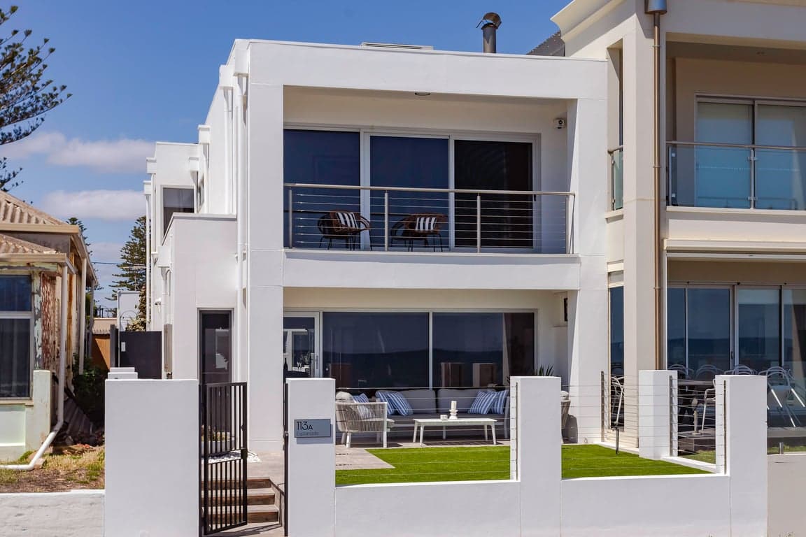 Furnished 4 Bedroom House in Henley Beach South