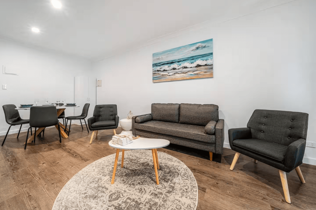 Furnished 2 Bedroom House in West Beach