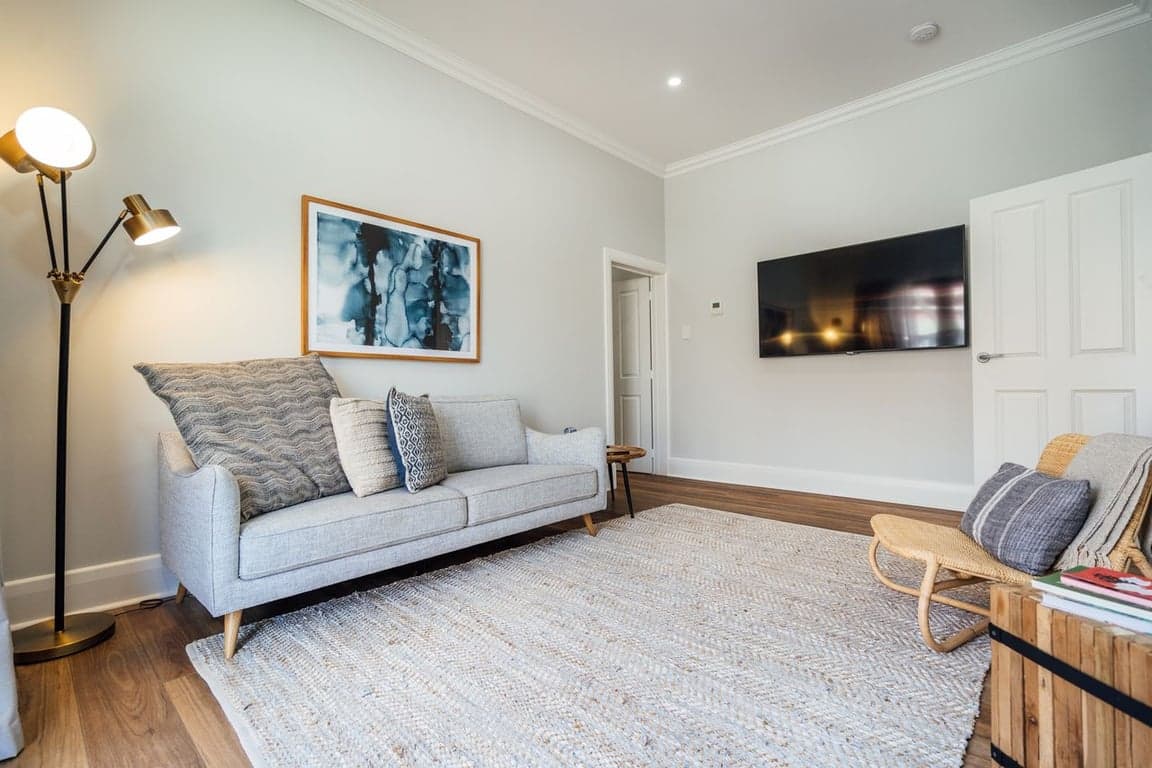 Furnished 2 Bedroom House in Glenelg South