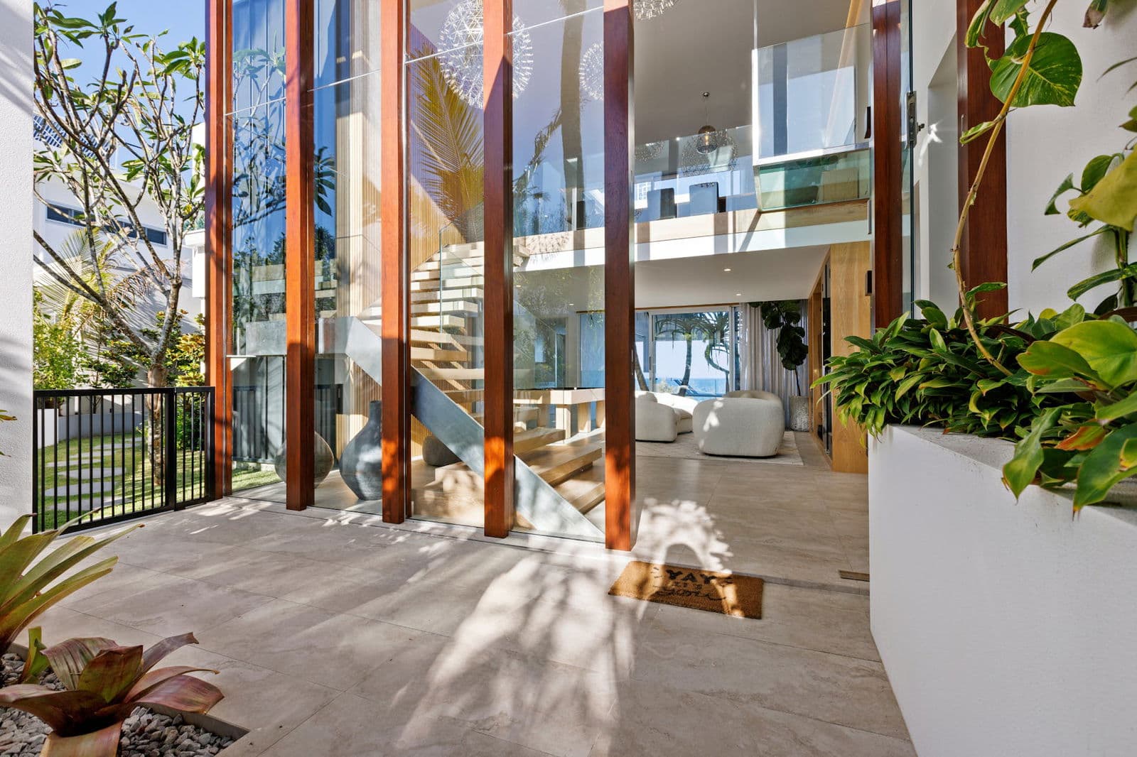 Furnished 4 Bedroom House in Sunrise Beach