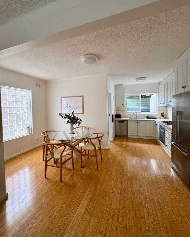 Furnished 2 Bedroom House in Glenelg North