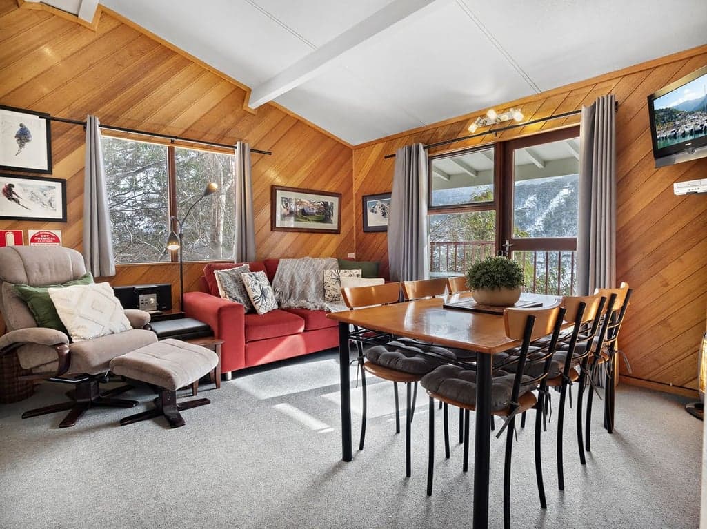 Furnished 2 Bedroom House in Thredbo