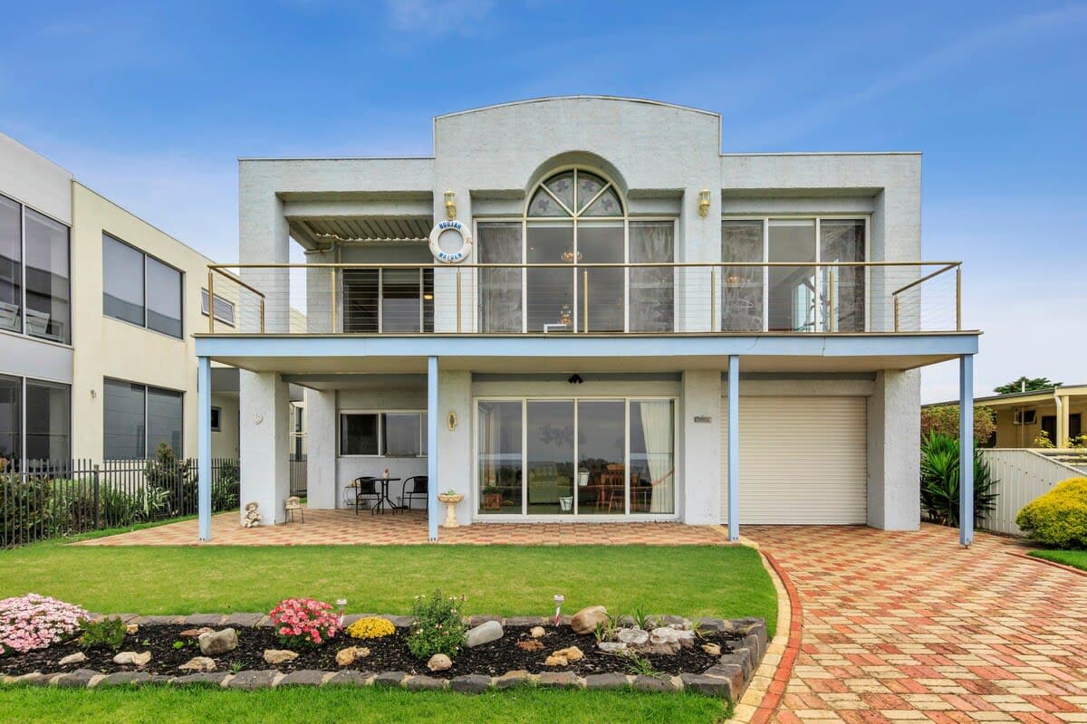 Furnished 4 Bedroom House in Portarlington