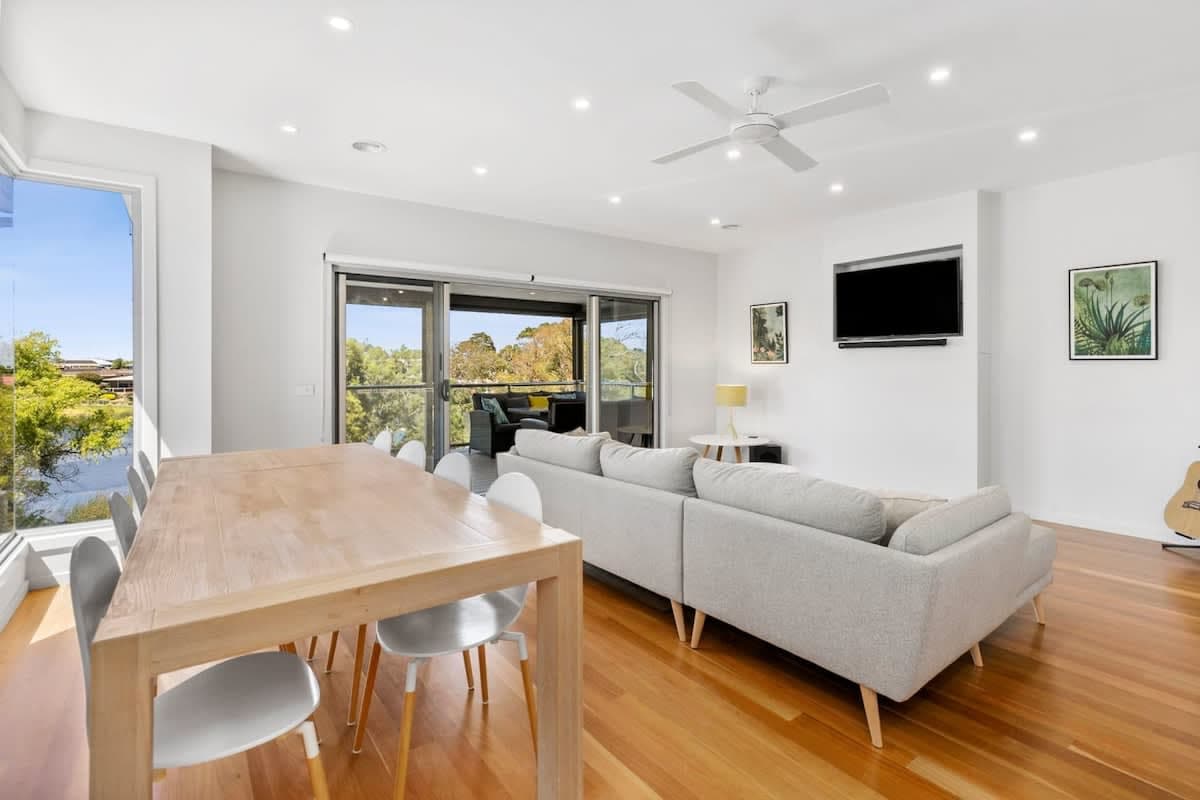 Furnished 3 Bedroom House in Ocean Grove