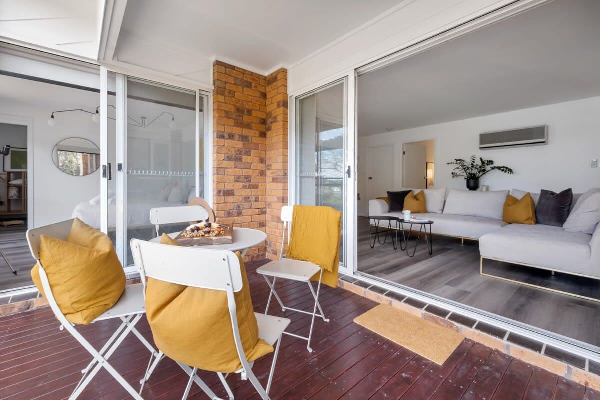 Furnished 2 Bedroom House in Horsfield Bay