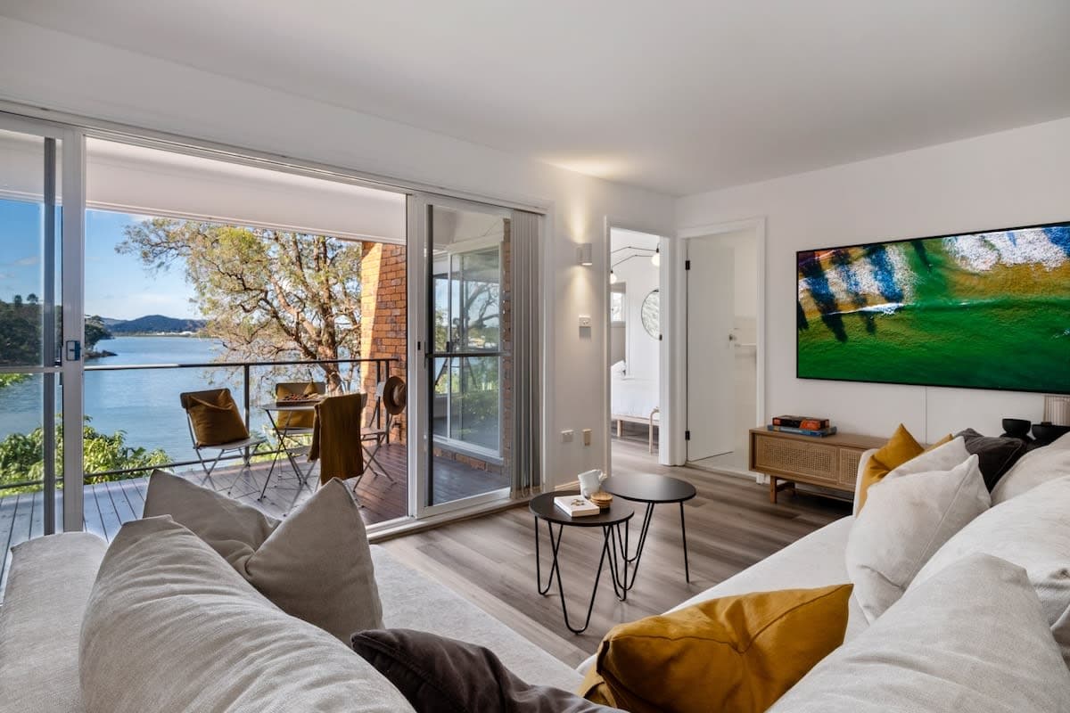 Furnished 2 Bedroom House in Horsfield Bay