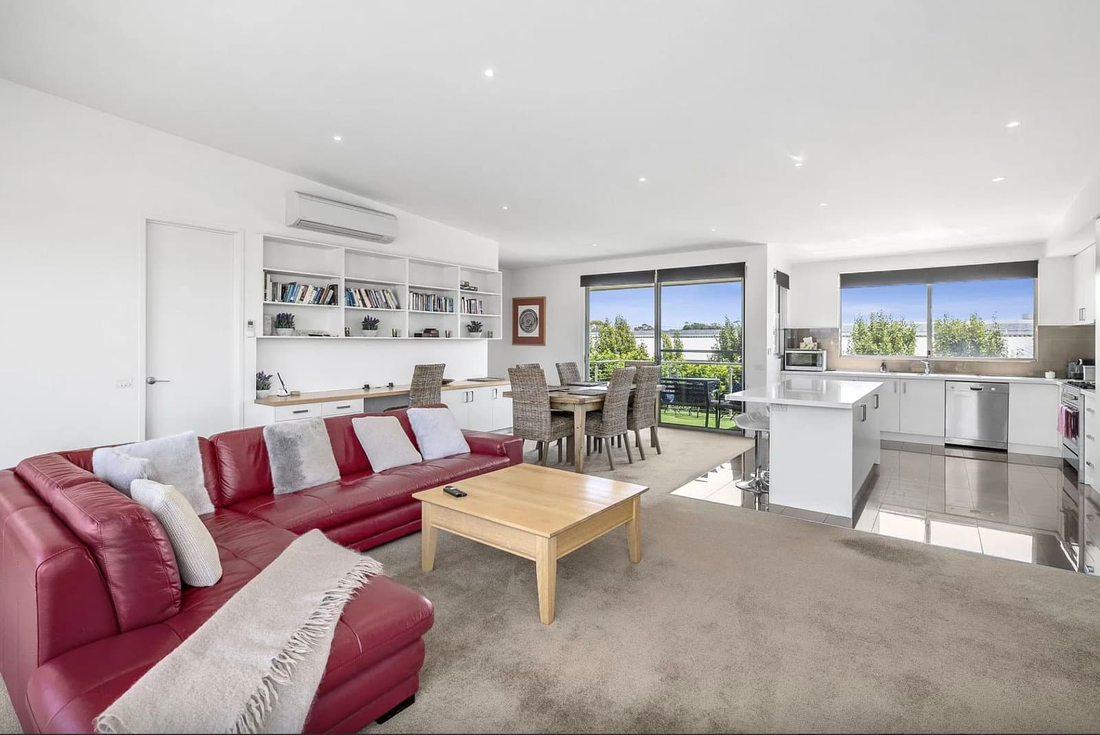 Furnished 3 Bedroom House in Torquay