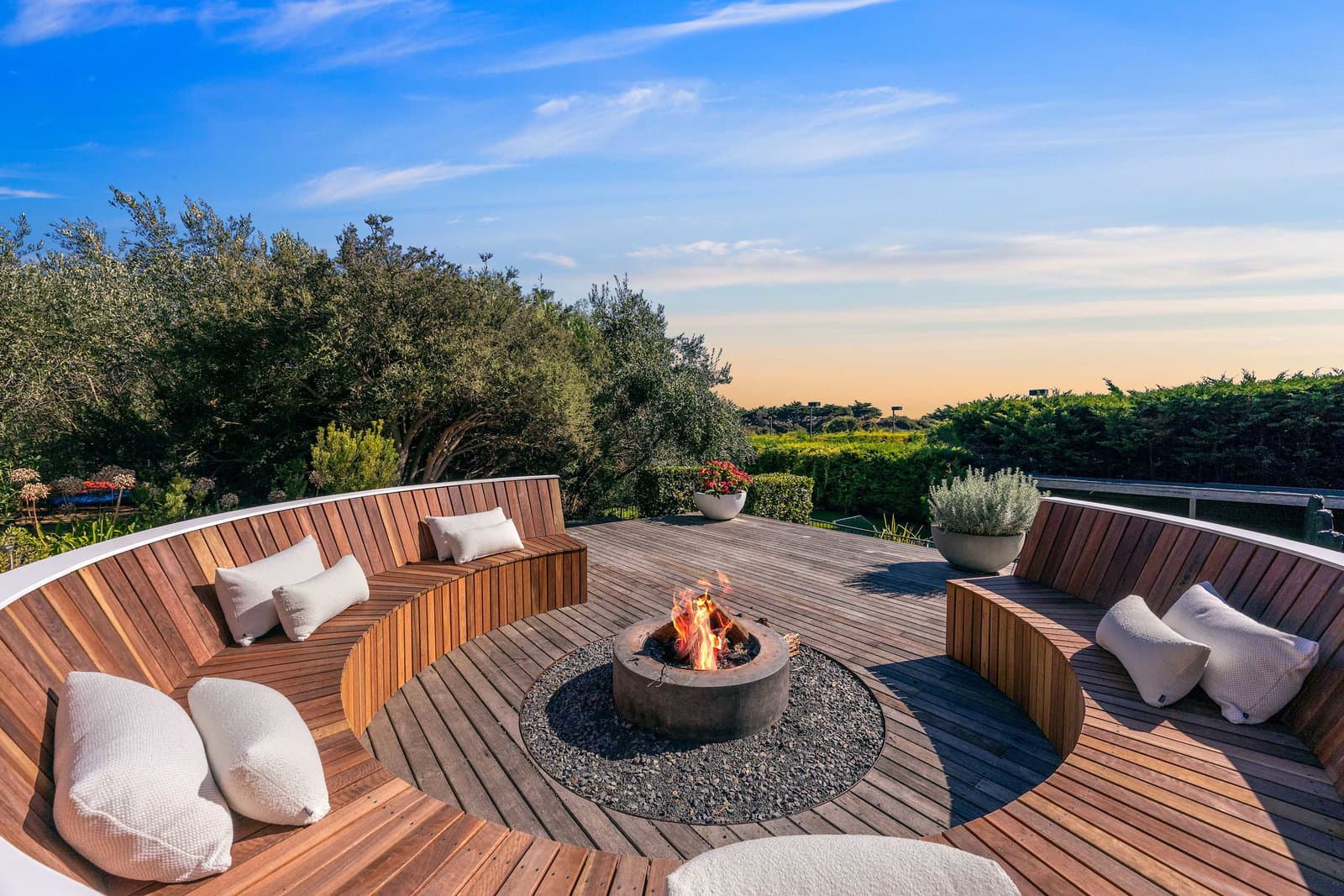 Furnished 5 Bedroom House in Portsea