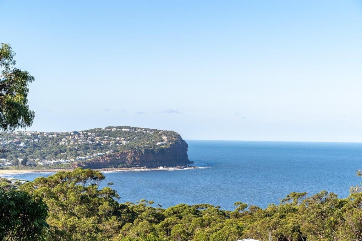 Furnished 3 Bedroom House in MacMasters Beach