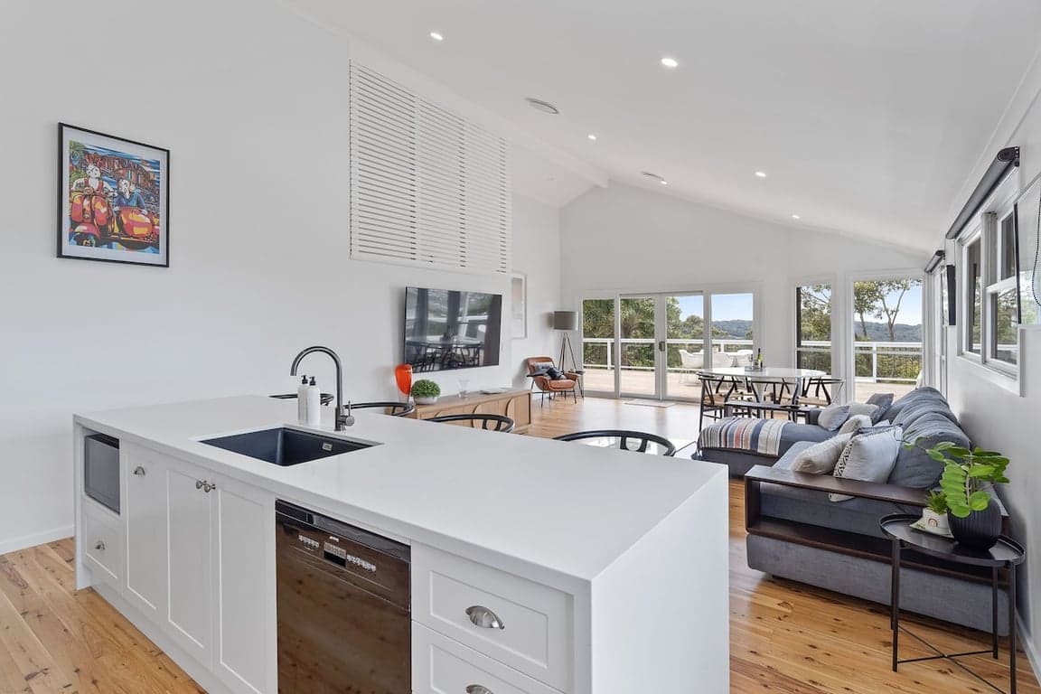 Furnished 3 Bedroom House in MacMasters Beach