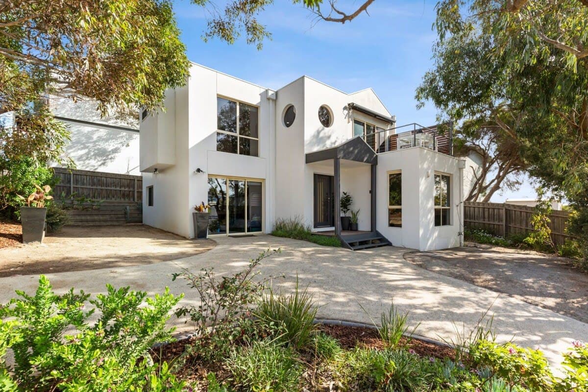 Furnished 3 Bedroom House in Ocean Grove