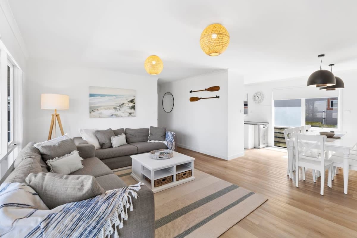 Furnished 3 Bedroom House in Ocean Grove