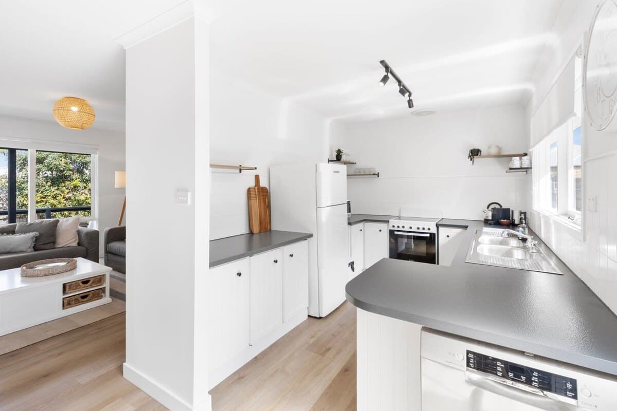 Furnished 3 Bedroom House in Ocean Grove