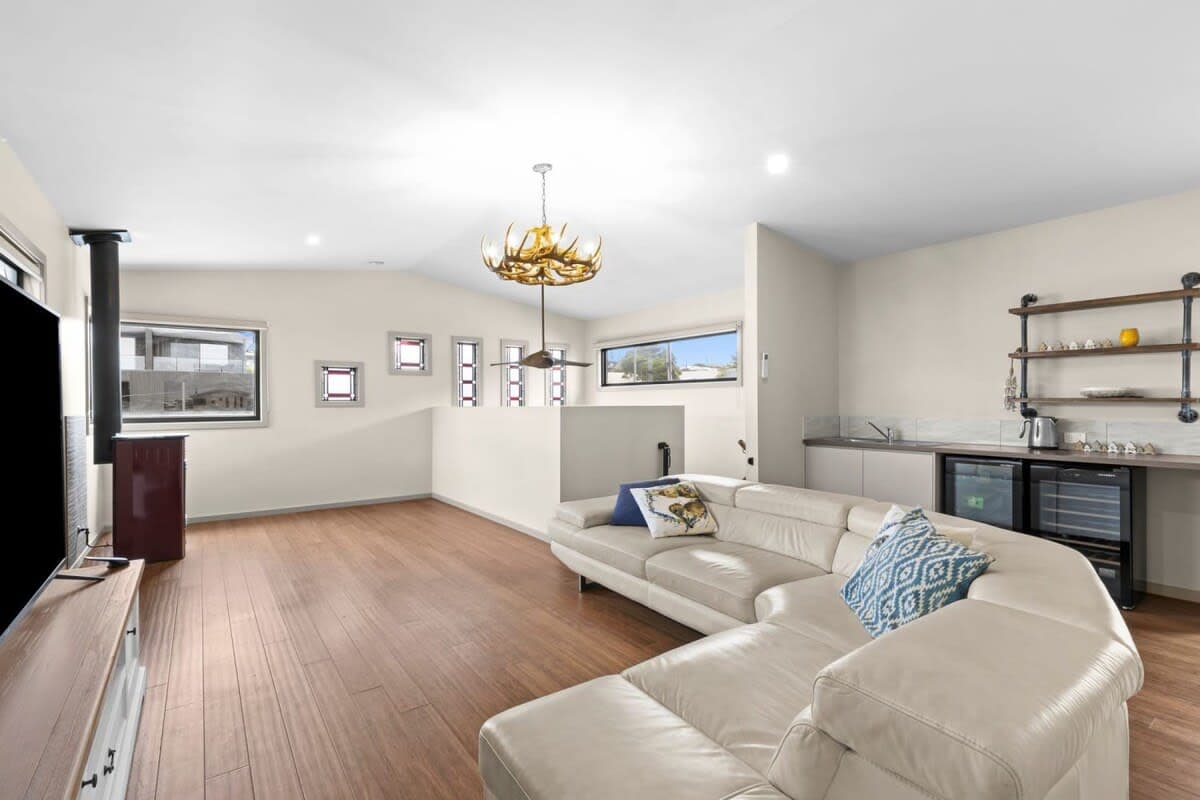 Furnished 4 Bedroom House in Ocean Grove