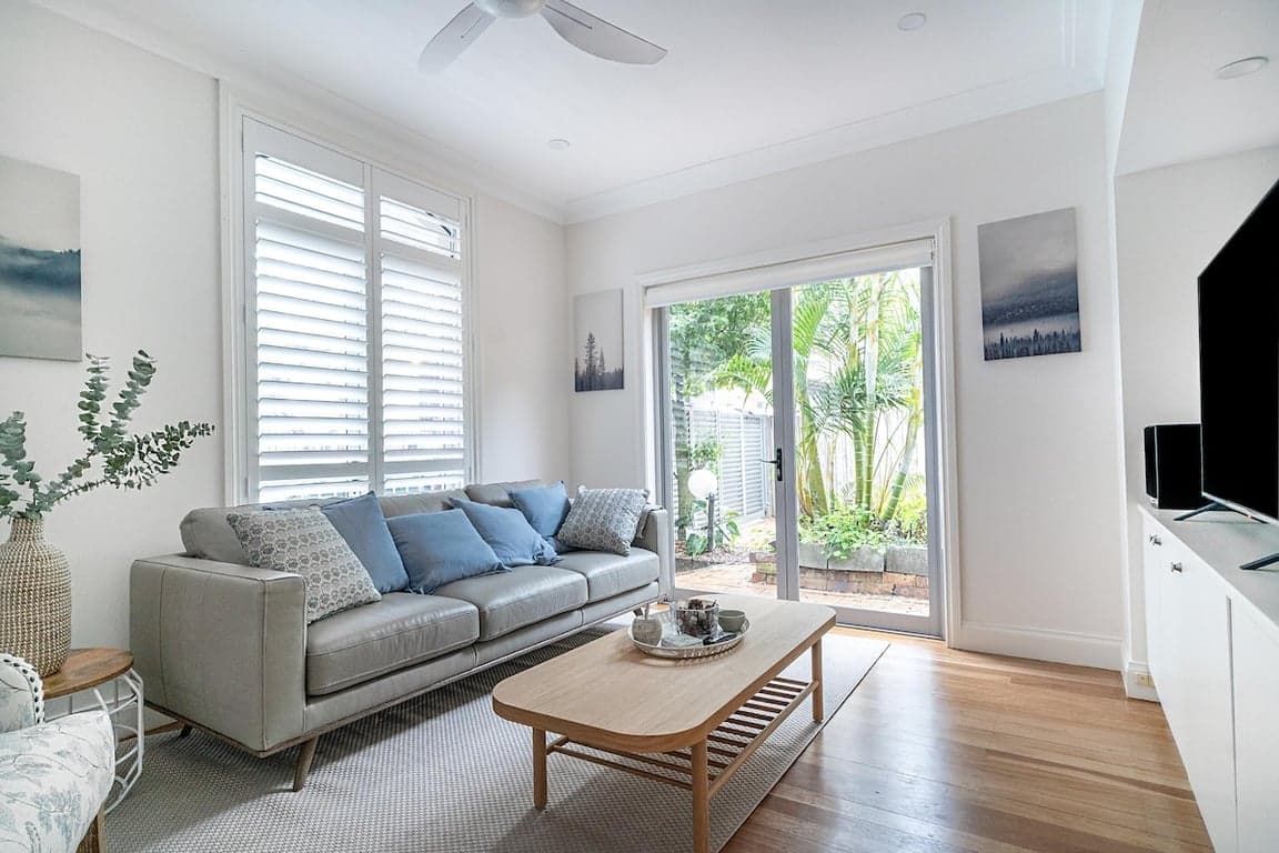 Furnished 2 Bedroom House in Newtown