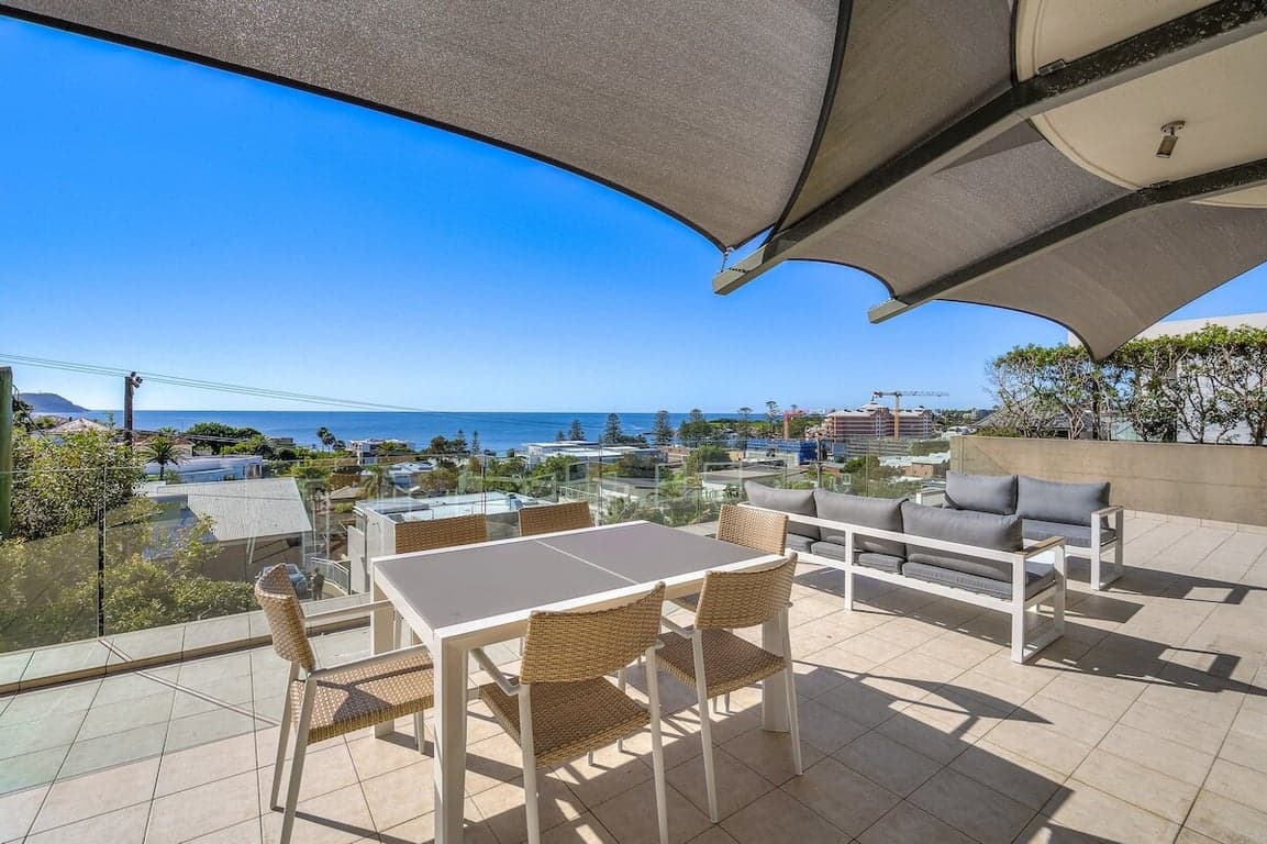 Furnished 3 Bedroom House in Terrigal