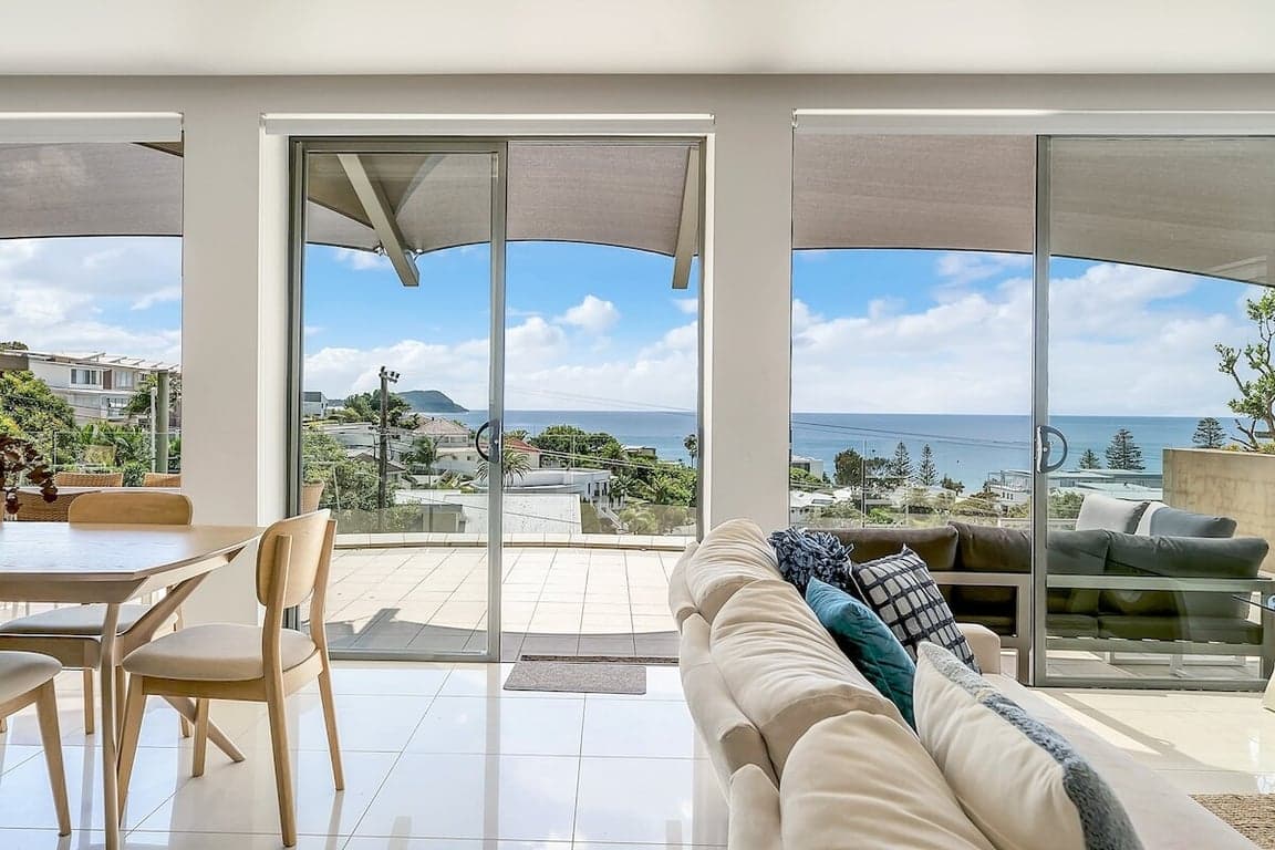 Furnished 3 Bedroom House in Terrigal