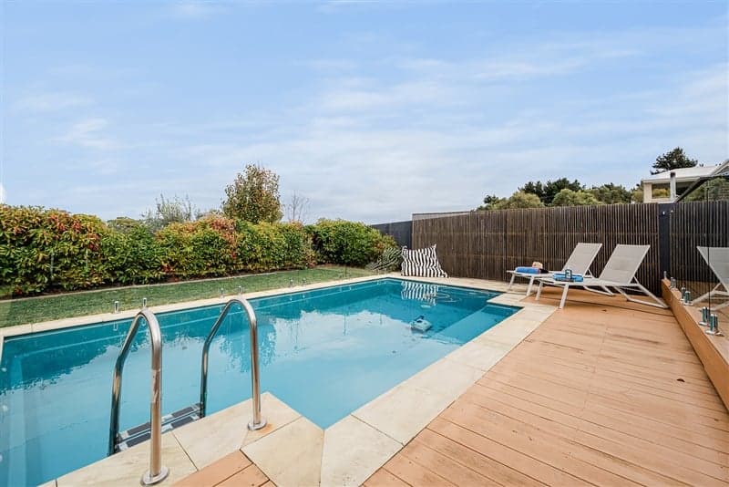 Furnished 4 Bedroom House in Inverloch