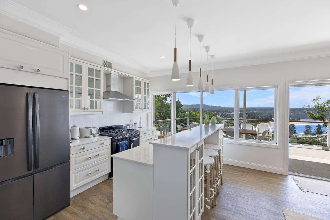 Furnished 5 Bedroom House in Avoca Beach