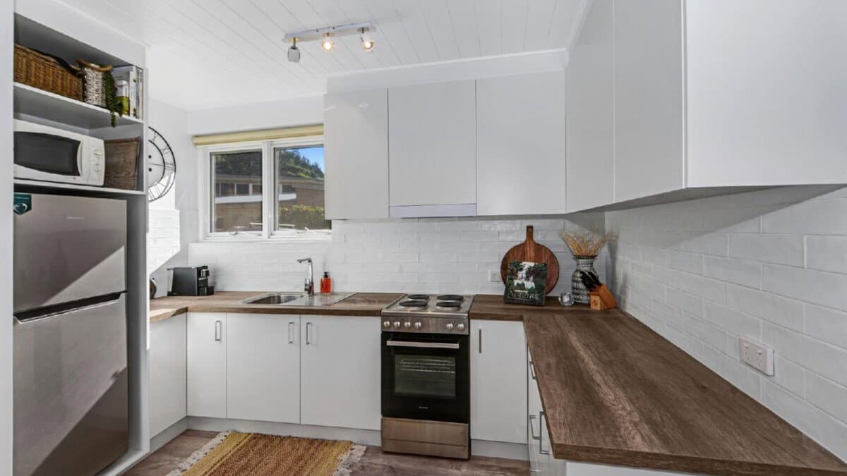 Furnished 2 Bedroom House in Avoca Beach