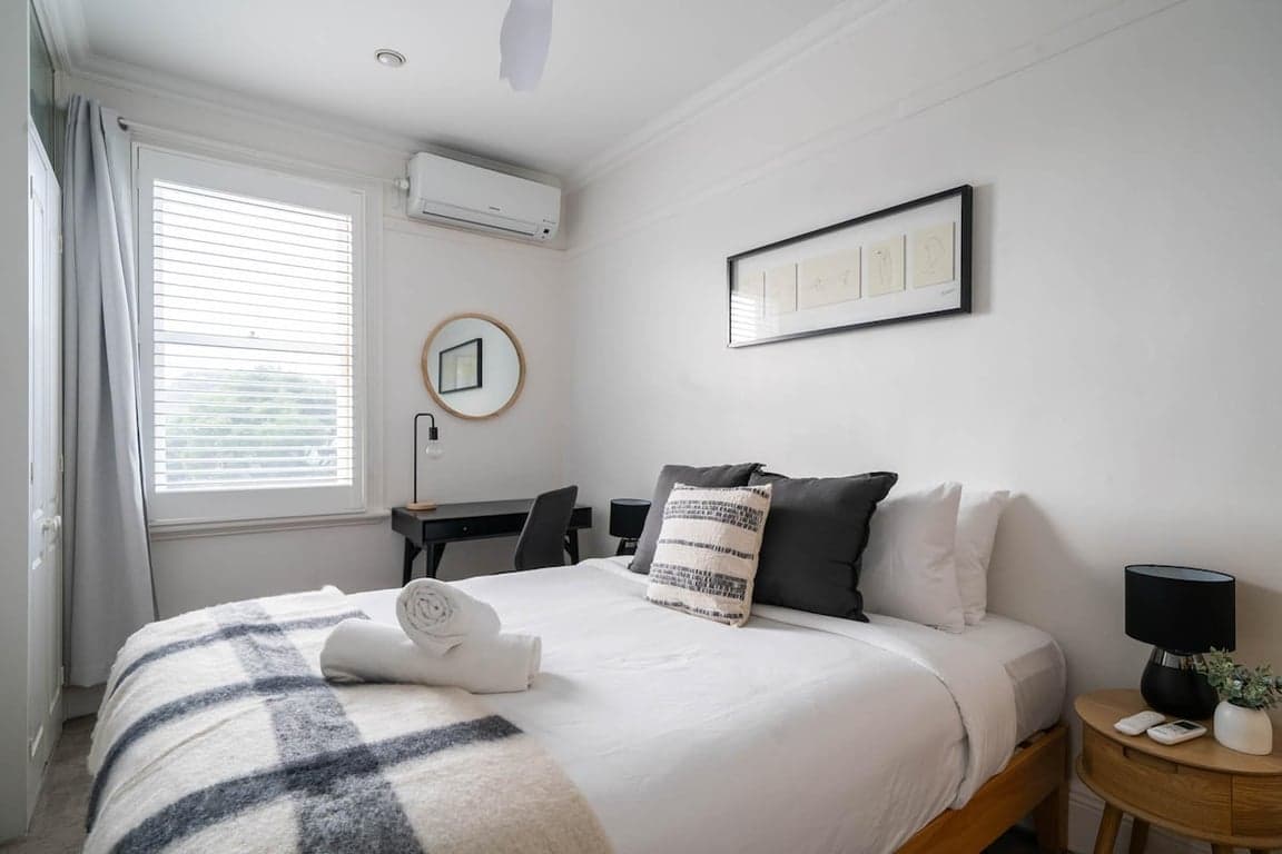 Furnished 2 Bedroom House in Enmore