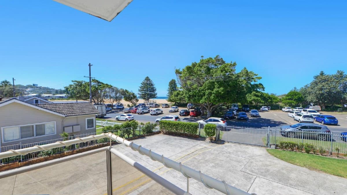 Furnished 2 Bedroom House in Green Point