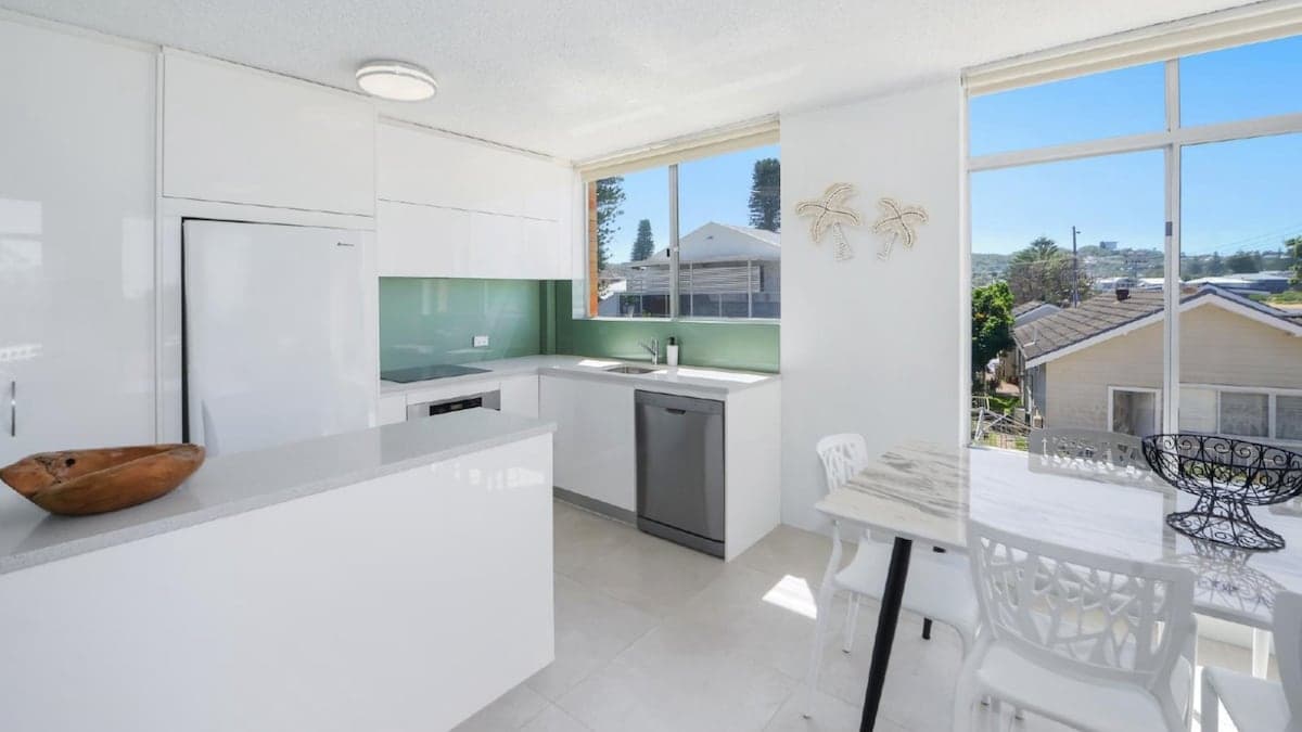 Furnished 2 Bedroom House in Green Point