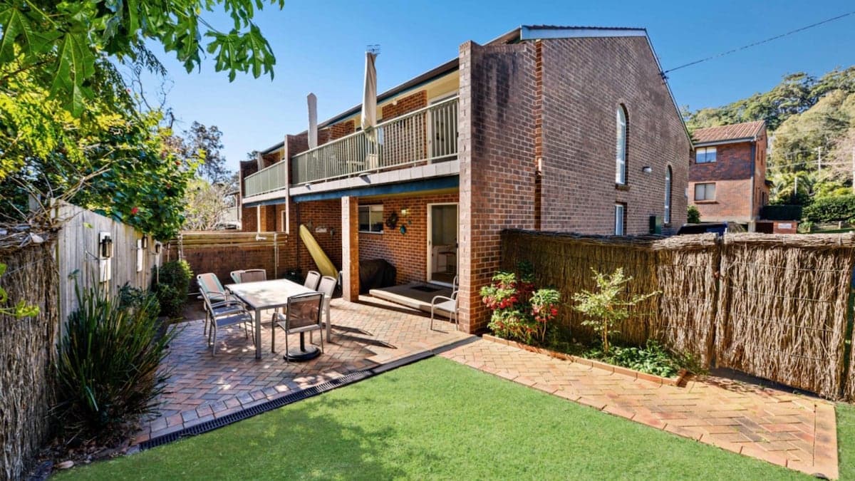 Furnished 3 Bedroom House in Avoca Beach
