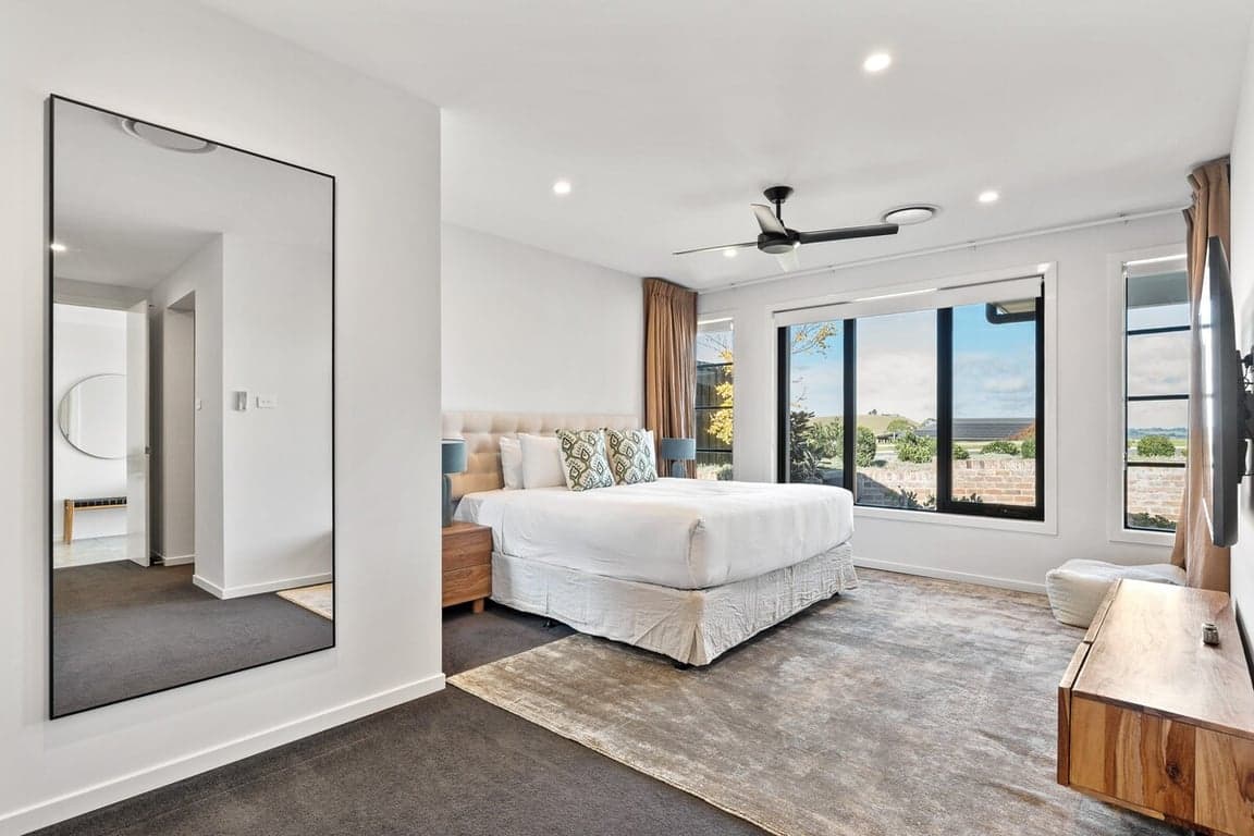 Furnished 5 Bedroom House in Moss Vale