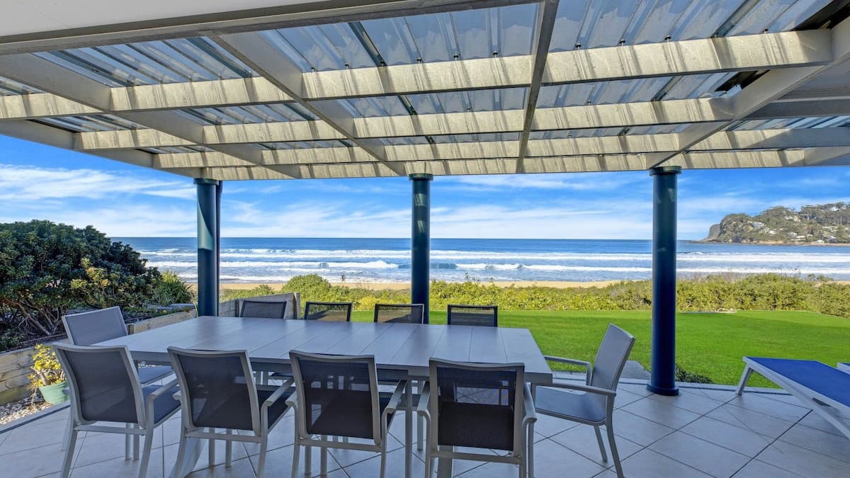 Furnished 5 Bedroom House in North Avoca