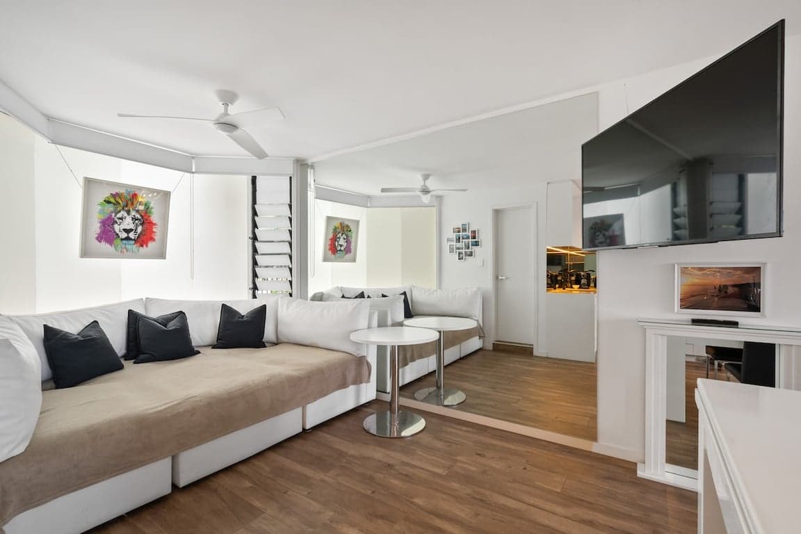 Furnished 1 Bedroom House in Bellevue Hill