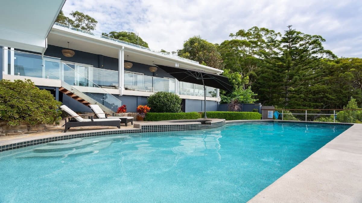 Furnished 5 Bedroom House in Copacabana